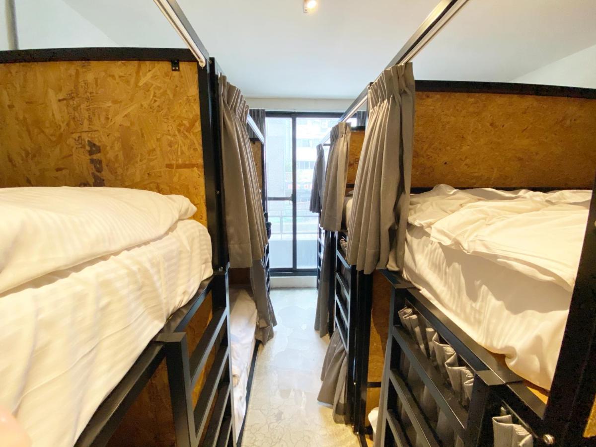 Fengjia Living Lab Hostel Taichung Exterior foto
