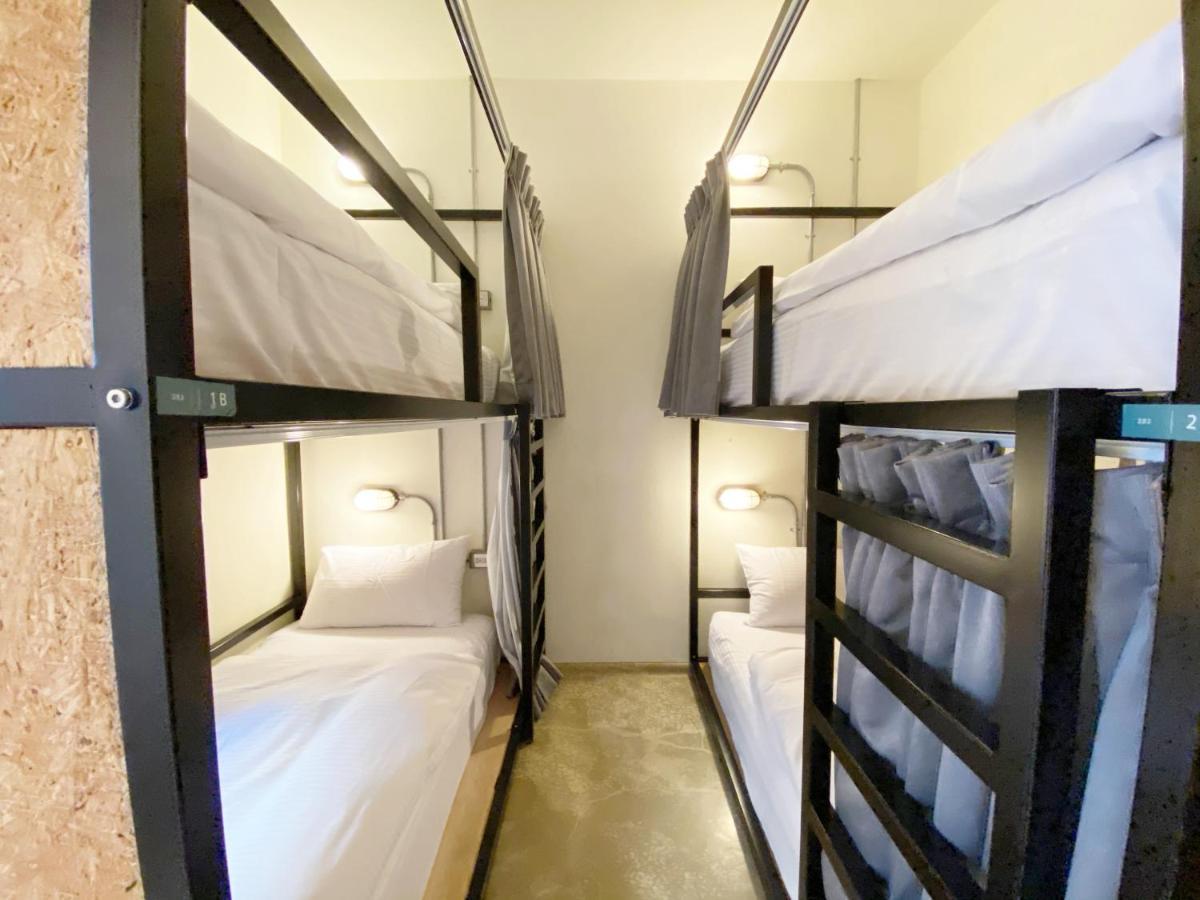 Fengjia Living Lab Hostel Taichung Exterior foto